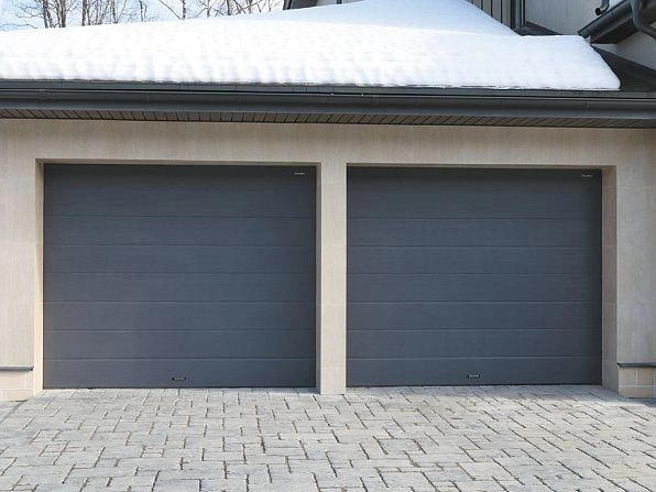 Секционные ворота 3100х2650 мм антрацитовые DoorHan RSD02, dzerzhinsk.doorhan.ru